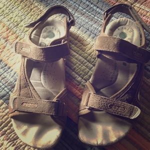 Earth Origins walking sandals